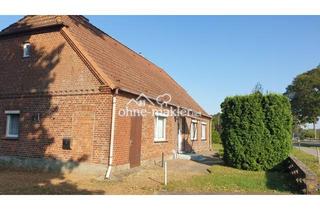 Einfamilienhaus kaufen in Crivitzer Chaussee, 19065 Pinnow, Stadtnahes Bauernhaus mit ca. 4000m² Grundstück, Doppelgarage Einfamilienhaus bei Pinnow Schwerin