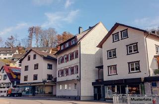 Haus kaufen in Gürtelstraße, 10247 Berlin, Ehem. Wohn-/Geschäftshaus (Bürohaus, Hostel)