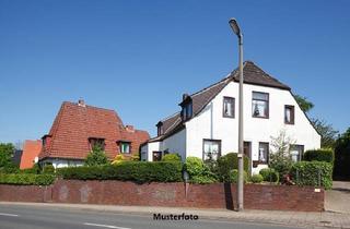 Haus kaufen in Mörikestraße, 73568 Durlangen, Freistehendes 2-Familienhaus mit Garage - provisionsfrei