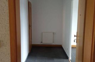 Wohnung kaufen in 09600 Oberschöna, Oberschöna - Kapitalanlage 2 Raumwohnung mit Balkon