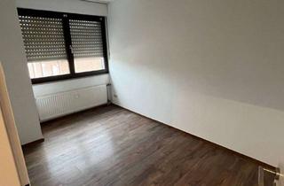 Wohnung mieten in Vorster Straße 56, 47906 Kempen, Erstbezug nach Sanierung mit Balkon: schöne 3-Zimmer-Wohnung in Kempen