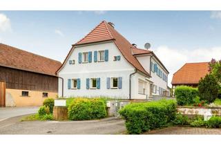 Haus kaufen in 96231 Bad Staffelstein, Idyllisches Dreifamilienhaus mit Stil: Garage, Carport, Innenhof, Nebengebäude, Felsenkeller & mehr