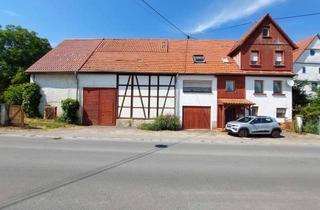 Bauernhaus kaufen in 71737 Kirchberg, Ehemaliges Bauernhaus mit großem Grundstück, Scheune, Garage und Stellplätzen.