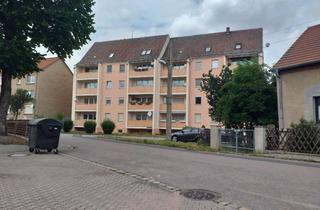 Wohnung kaufen in Brunnengasse 1+1a, 01665 Klipphausen, Preiswerte, modernisierte 3-Zimmer-Wohnung mit Einbauküche in Klipphausen