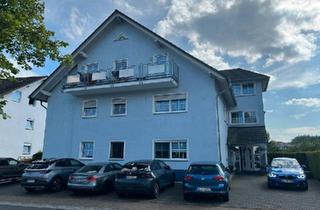 Wohnung kaufen in 56242 Selters, Selters (Westerwald) - Geschmackvolle 4-Zimmer-Wohnung mit Balkon und EBK in Selters