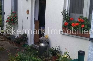 Wohnung kaufen in Petersdorf 12a, 17268 Milmersdorf, Feine Eigentumswohnung - Deine Eigentumswohnung? inkl. Terrasse und Garten in der Uckermark