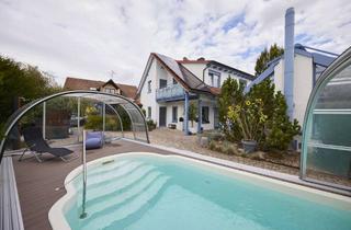 Einfamilienhaus kaufen in 91459 Markt Erlbach, Modernes Einfamilienhaus mit Pool und Einliegerwohnung