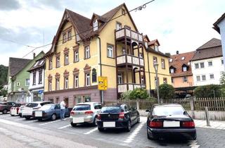 Wohnung kaufen in 78727 Oberndorf, 3,5-Zimmer-Wohnung im historischen Gebäude im Stadtzentrum