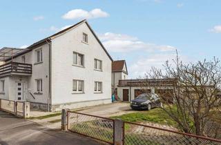 Einfamilienhaus kaufen in 91474 Langenfeld, Einfamilienhaus mit Einliegerwohnung und großem Potenzial in Langenfeld.