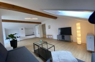 Wohnung kaufen in 82467 Garmisch-Partenkirchen, Neu möbliertes top saniertes 1- Zimmer Apartment im Dachgeschoss