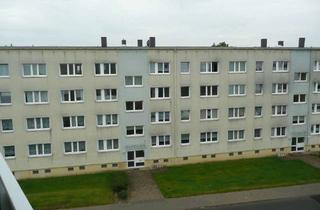 Wohnung mieten in Fritz-Reuter-Platz 22, 19417 Warin, Treppe RAUF --- Miete RUNTER !