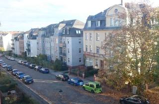 Wohnung kaufen in 09119 Kappel, Schöne DG-Wohnung mit super Aussicht und Ausbaupotential