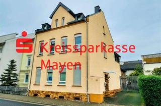 Wohnung kaufen in 56626 Andernach, Eigentumswohnung mit Dachterrasse in sehr zentraler Lage