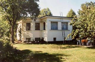 Einfamilienhaus kaufen in 15732 Eichwalde, Eichwalde - Einfamilienhaus mit schönem Grundstück zu verkaufen!