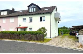 Wohnung kaufen in 92318 Neumarkt, Neumarkt in der Oberpfalz - 3-Zimmer-Wohnung mit Terrasse & Garten + 2 Carport-Stellplätze