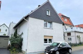 Haus kaufen in 59602 Rüthen, Spaß am Renovieren? Preiswertes Stadthaus mit Garage in zentraler Lage von Rüthen