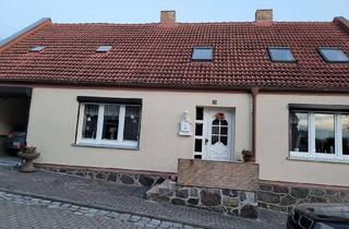 Einfamilienhaus kaufen in 17291 Nordwestuckermark, Einfamilienhaus mit abgeschlossenem Innenhof in Seenähe