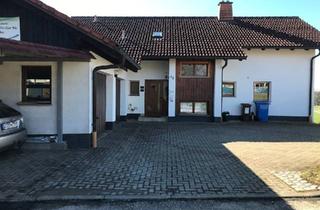 Einfamilienhaus kaufen in 79777 Ühlingen-Birkendorf, Ühlingen-Birkendorf - Einfamilienhaus mit Einliegerwohnung und Grundstück