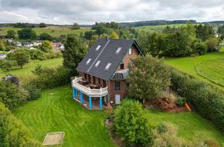 Haus kaufen in 53949 Dahlem, Mehr Raum zum Leben und Arbeiten - großzügiges Wohnhaus mit vielen Möglichkeiten in Ortsrandlage...