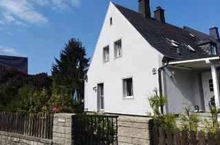 Einfamilienhaus kaufen in 95239 Zell, Zell im Fichtelgebirge - Einfamilienhaus in einer ruhigen familienfreundlichen Umgebung.