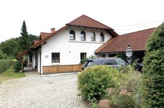 Haus kaufen in 25548 Kellinghusen, Architektenhaus mit Einliegerwohnung & Baugrundstück am Waldrand - provisionsfrei