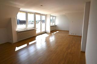 Wohnung mieten in Siebenbürgenerstraße, 93057 Konradsiedlung-Wutzlhofen, Schöne, helle Wohnung mit Ausblick über Regensburg für ruhige(n), alleinstehende(n) Mieter/in