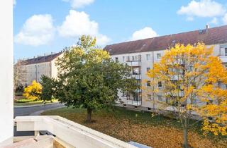 Wohnung kaufen in Rockendorfer Weg 99, 06128 Südstadt, Eigennutzer aufgepasst - Charmante 3-Raumwohnung mit Balkon im Süden von Halle!