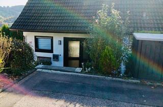 Wohnung kaufen in 51491 Overath, Top-Angebot ! Einfamilien-Doppelhaushälfte als 4-Zimmerwohnung nebst Einliegerappartement und Garage