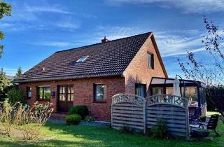 Anlageobjekt in 25569 Kremperheide, Einfamilienhaus + Doppelhaus auf großem Grundstück in Kremperheide zu verkaufen!