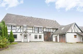 Einfamilienhaus kaufen in 31079 Almstedt, Sibbesse-Almstedt: Einfamilienhaus. Modernes OG, renovierungsbedürftiges EG