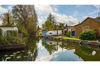 Haus kaufen in Fürstenwalder Allee, 12589 Berlin, Berlin - Wassergrundstück in Neu-Venedig: Wohntraum am Wasser mit eigenem Hafen und großem Grundstück