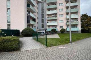 Wohnung kaufen in 65428 Rüsselsheim, Rüsselsheim am Main - Provisionsfrei, 3 Zimmer, Küche, Bad Balkon