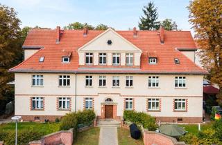 Wohnung kaufen in 16761 Hennigsdorf, Charmante, vermietete Altbau-Fünfzimmerwohnung nahe Bhf. Hennigsdorf - Attraktive Rendite von 3,97%!