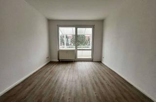 Wohnung mieten in Neue Burkemnitzer Straße 56, 06774 Muldenstein, **3-Zimmerwohnung** mit Ausblick vom Balkon ins Grüne zu vermieten