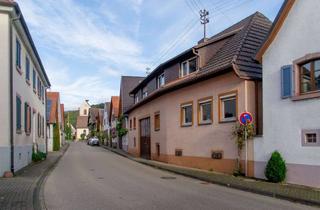 Haus kaufen in 79268 Bötzingen, Winzerhaus mit Scheune und viel Potential