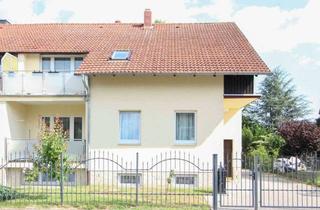 Anlageobjekt in 31542 Bad Nenndorf, Top Lage: Große DHH mit 2 Wohneinheiten, 3 Balkonen, Garage, Keller und sehr schönem Garten