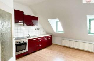 Wohnung mieten in Große Kartengasse, 09456 Annaberg-Buchholz, Wunderschöne Dachgeschosswohnung in Annaberg mit Einbauküche!