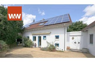 Einfamilienhaus kaufen in 73479 Ellwangen, Lichtdurchflutetes Einfamilienhaus mit separatem Praxisgebäude in Ellwangen/Jagst