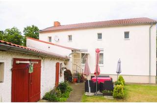 Einfamilienhaus kaufen in 15328 Golzow, Großes Einfamilienhaus in Golzow mit großem Grundstück und viel Nebengelass