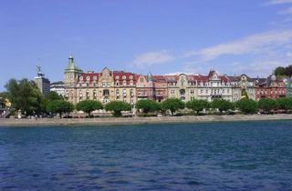 Wohnung kaufen in 78464 Konstanz, Attraktive Altbauwohnung mit Balkon in Top-Lage nahe der Seepromenade