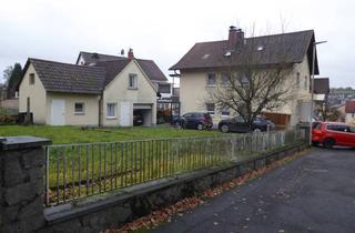 Haus kaufen in 63825 Schöllkrippen, Freistehendes 2geschossiges 2-3 Fam. Wohnhaus mit Nebengebäude und Garage