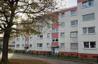 Wohnung mieten in Birkenweg, 31848 Bad Münder, Bad Münder, Birkenweg: neu renovierte 1-Zi. Whng; Küche/Duschbad/Flur, Keller, zuoberst im 4. OG