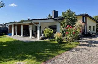 Haus kaufen in 18320 Ahrenshagen-Daskow, Dieser Ausblick ist grün wie die Hoffnung! Ihr Bungalow zum Familienglück.