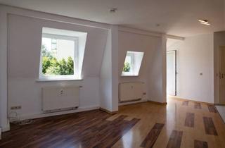 Wohnung mieten in Schmidtstraße 26, 07973 Greiz, Dachgeschoss, Einbauküche und Balkon! Was braucht man mehr?