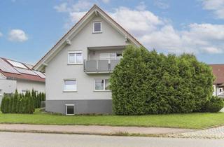 Wohnung kaufen in Meisenweg, 78713 Schramberg, Bequemes Anlegerobjekt: Vermietete Souterrainwohnung in Schramberg mit Stellplatz