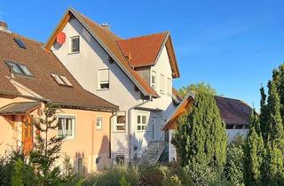 Wohnung kaufen in 96179 Rattelsdorf, Attraktive und familienfreundliche 4-Zimmer-Wohnung in ruhiger Lage mit eigenem Garten und Garage