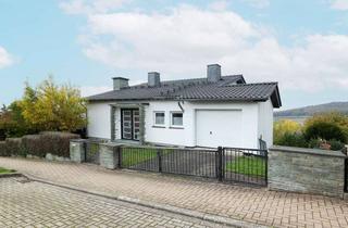 Einfamilienhaus kaufen in 34305 Niedenstein, Außergewöhnliches Einfamilienhaus mit exklusiver Aussicht!