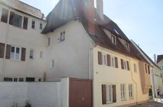 Mehrfamilienhaus kaufen in 86720 Nördlingen, Nördlingen - Großes Wohn- und Geschäftshaus Nördlinger Stadtmitte hohe Rendite