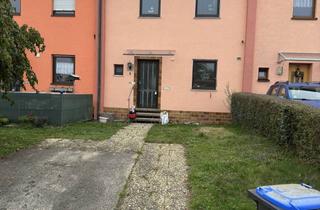 Haus mieten in Mühlweg, 72657 Altenriet, Erstbezug nach Sanierung: Ansprechendes 4-Zimmer-Reihenhaus mit EBK in Altenriet