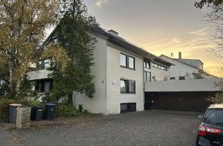 Wohnung kaufen in 71229 Leonberg, Charmante 1,5-Zi-DG-Wohnung mit Balkon und Stellplatz in Leonberg-Warmbronn